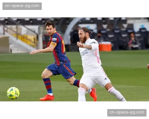 贡萨洛·拉莫斯两黄变一红，巴黎十人作战仍掌控局面